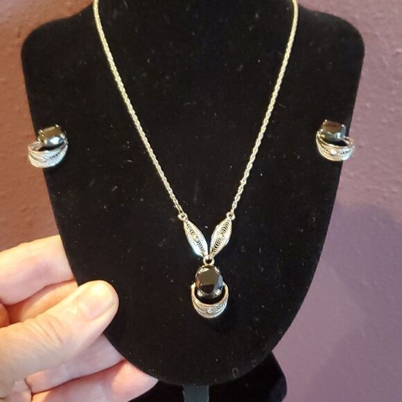Vintage Sorento Sterling Silver Hematite Stone Necklace and Earrings! NWOT! - Picture 4 of 12